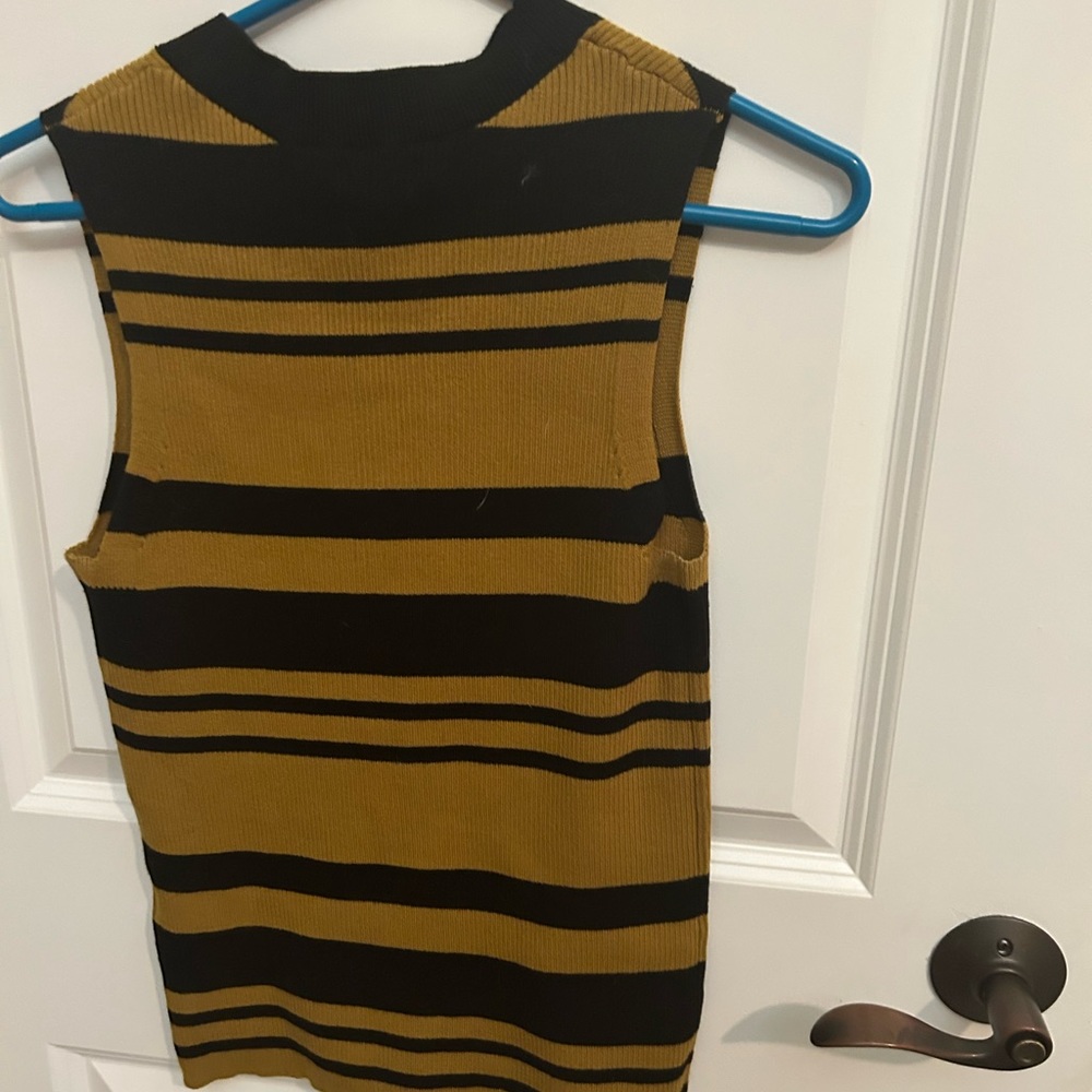 Striped sleeveless sweater